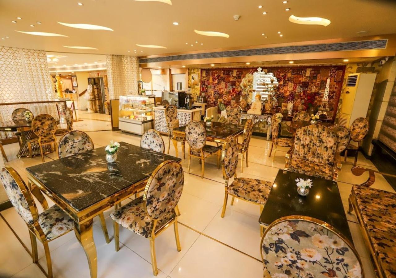 Hk Clarks Inn, Αμριτσάρ Εξωτερικό φωτογραφία