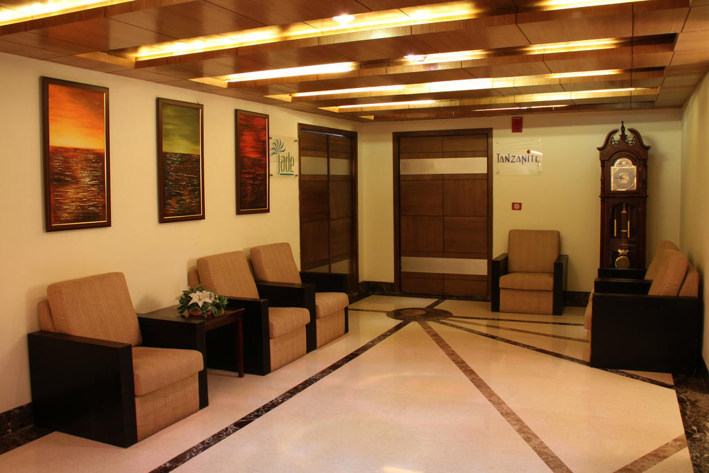 Hk Clarks Inn, Αμριτσάρ Εξωτερικό φωτογραφία