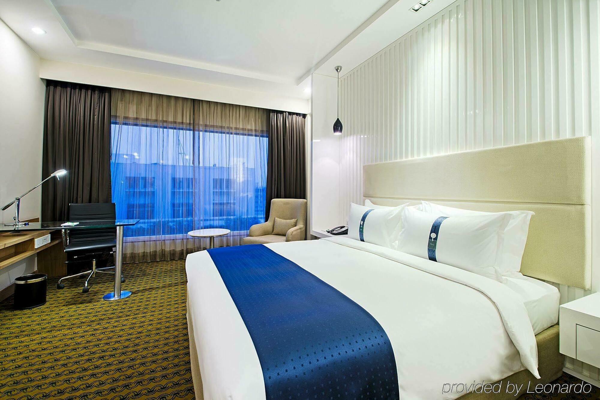 Hk Clarks Inn, Αμριτσάρ Εξωτερικό φωτογραφία